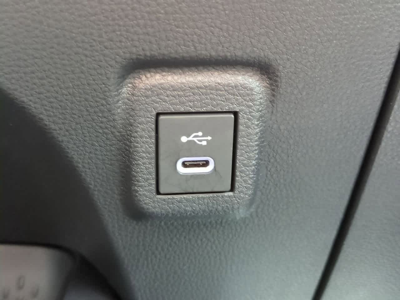 Thumbnail: 2025 Toyota Corolla - 31