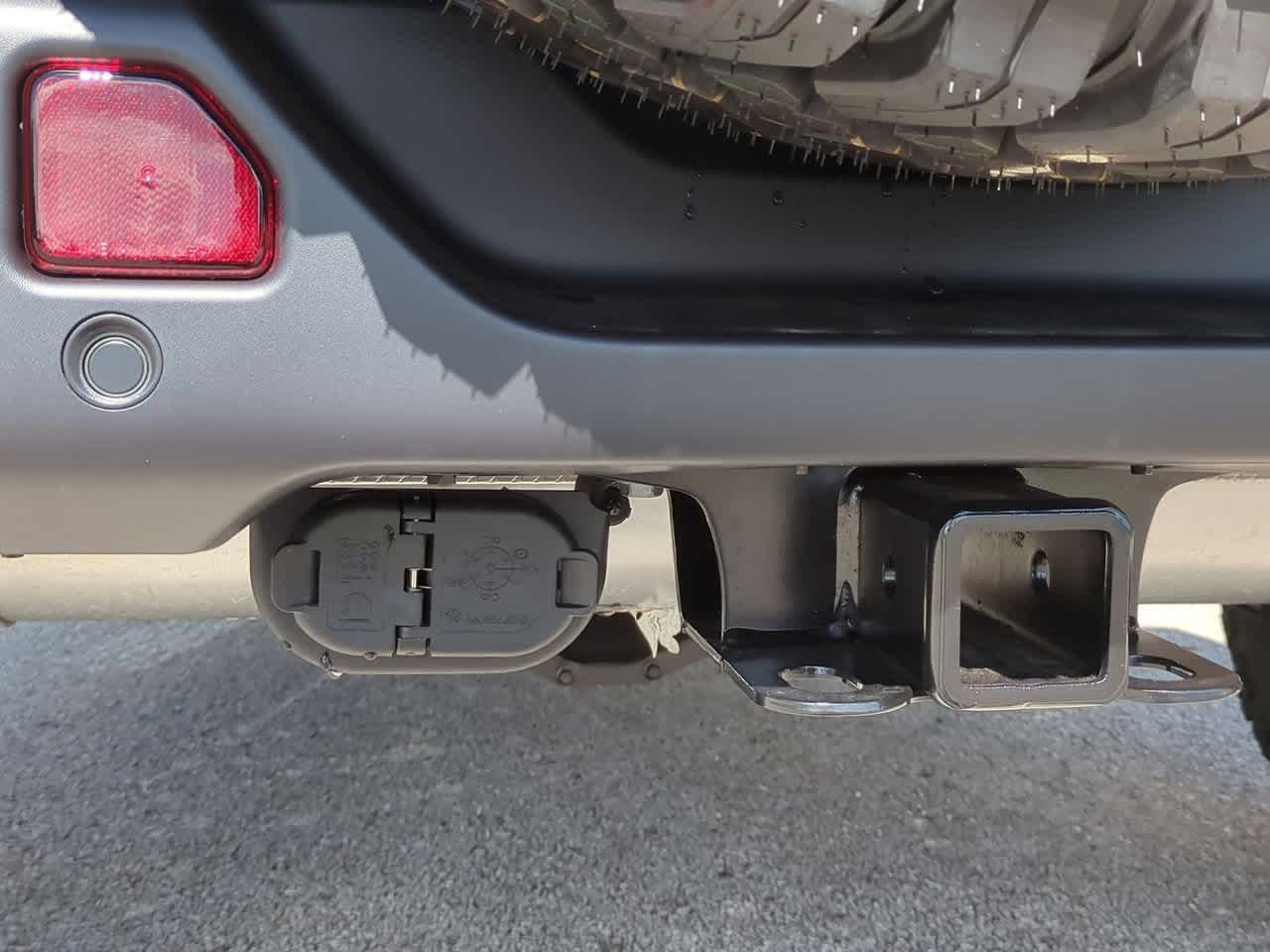 Thumbnail: 2025 Jeep Wrangler - 35