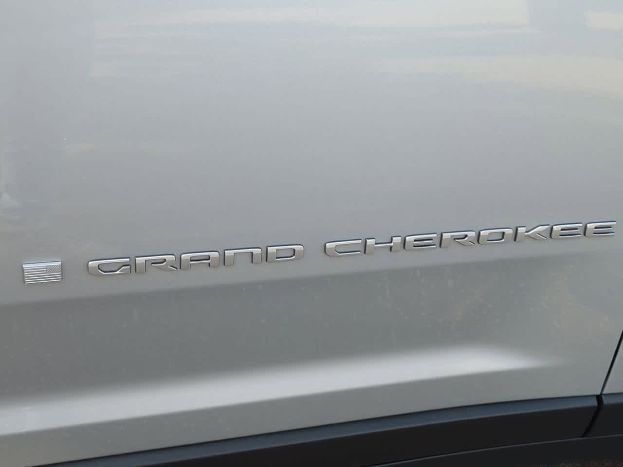 Thumbnail: 2025 Jeep Grand Cherokee - 13