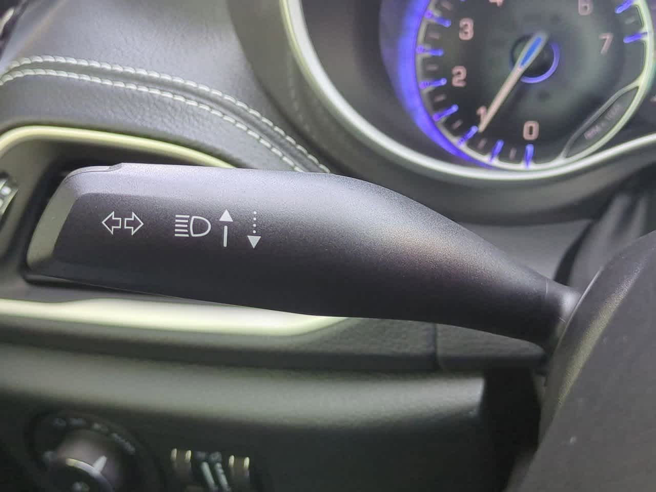 Thumbnail: 2026 Chrysler Pacifica - 28