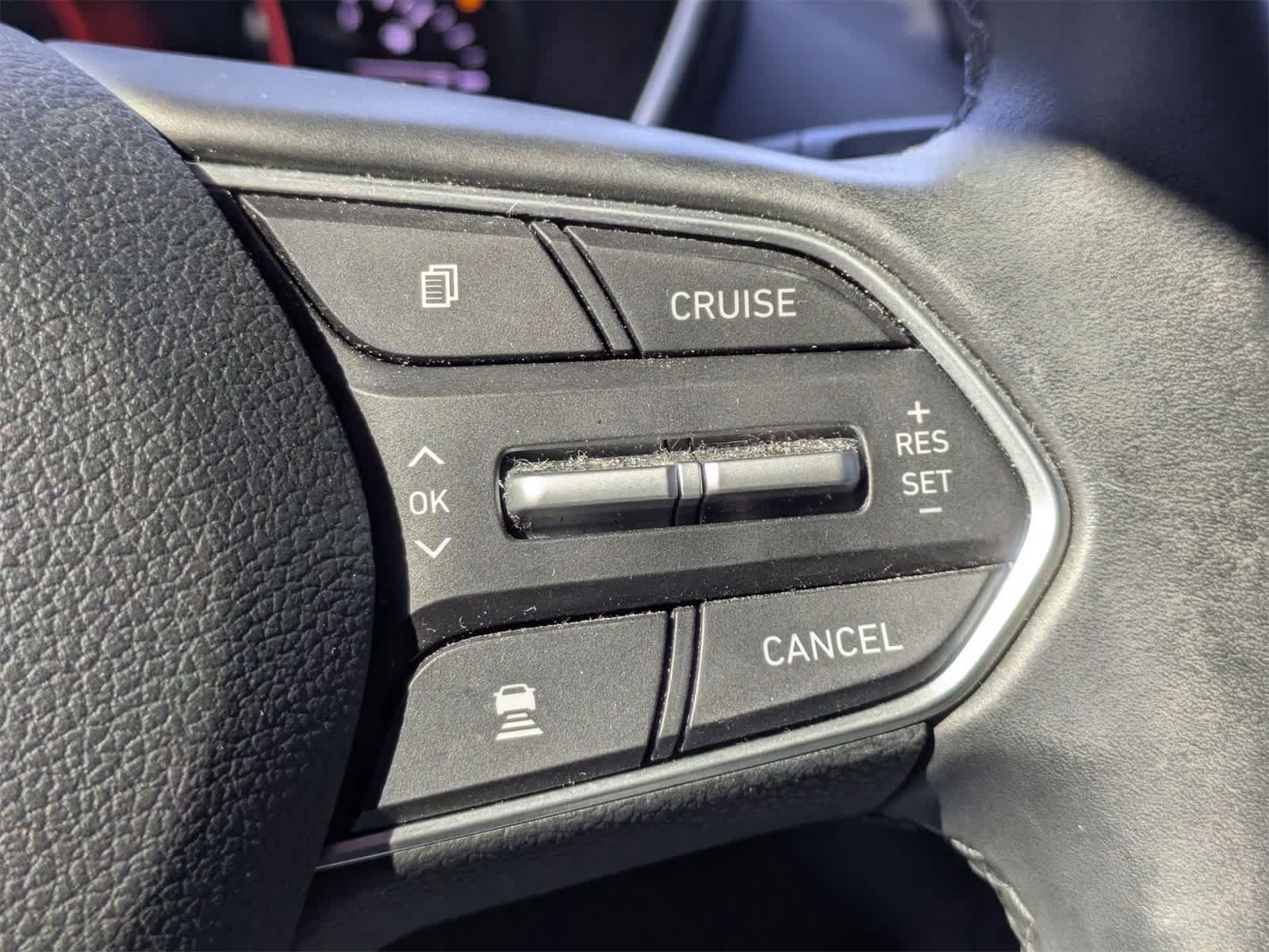 Thumbnail: 2020 Hyundai Santa Fe - 9