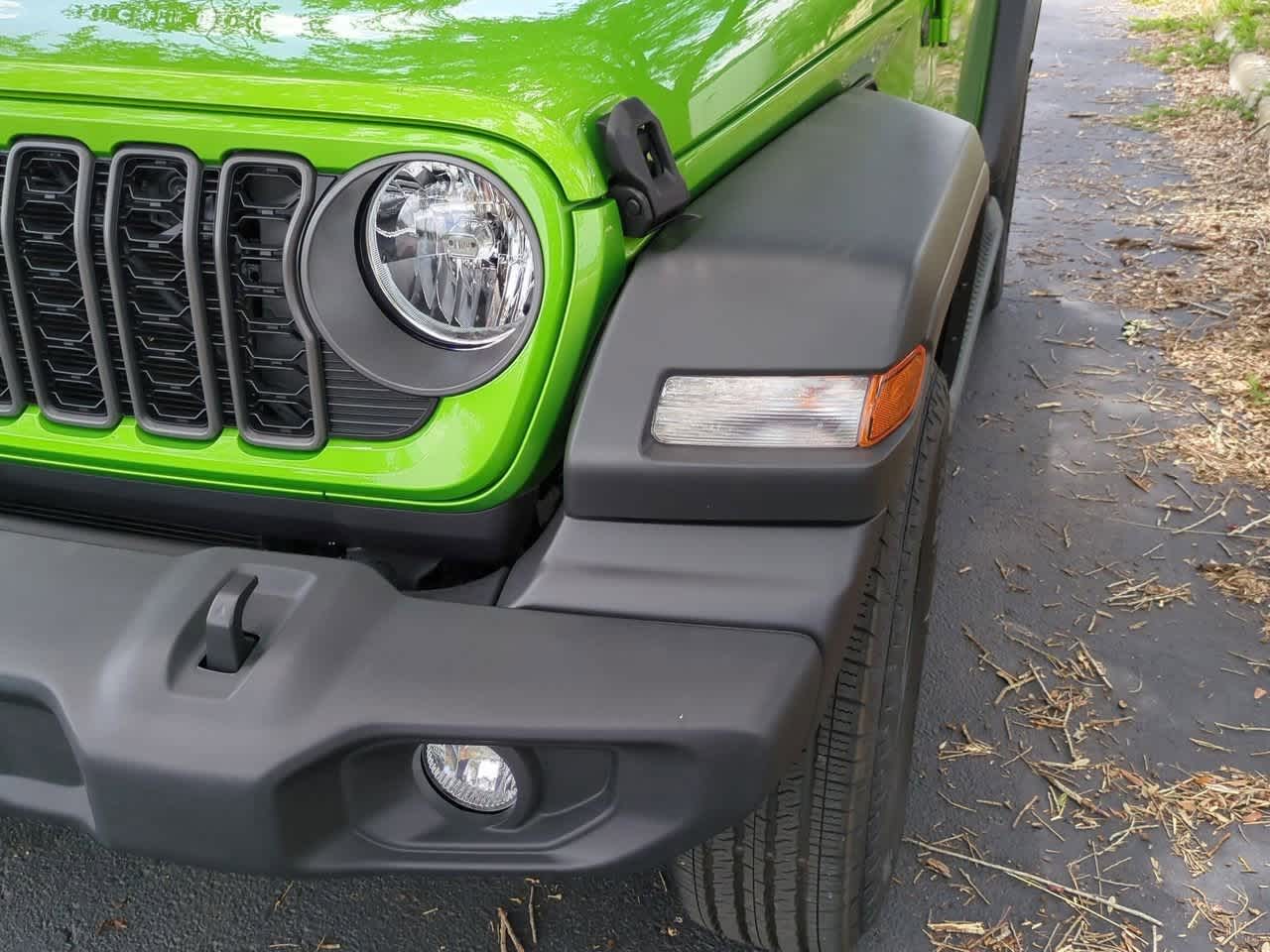 Thumbnail: 2025 Jeep Wrangler - 11
