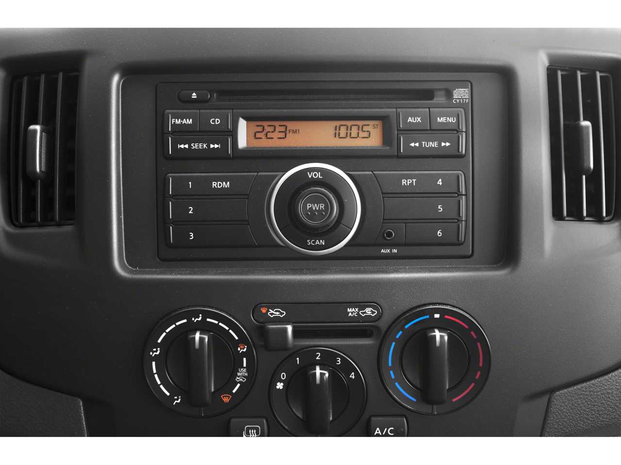 Thumbnail: 2015 Nissan NV200 - 7