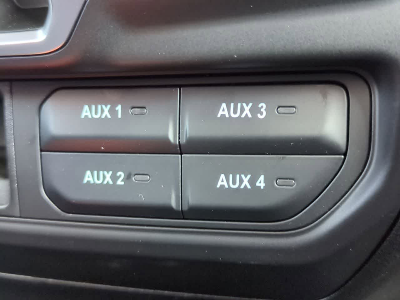 Thumbnail: 2026 Jeep Gladiator - 18