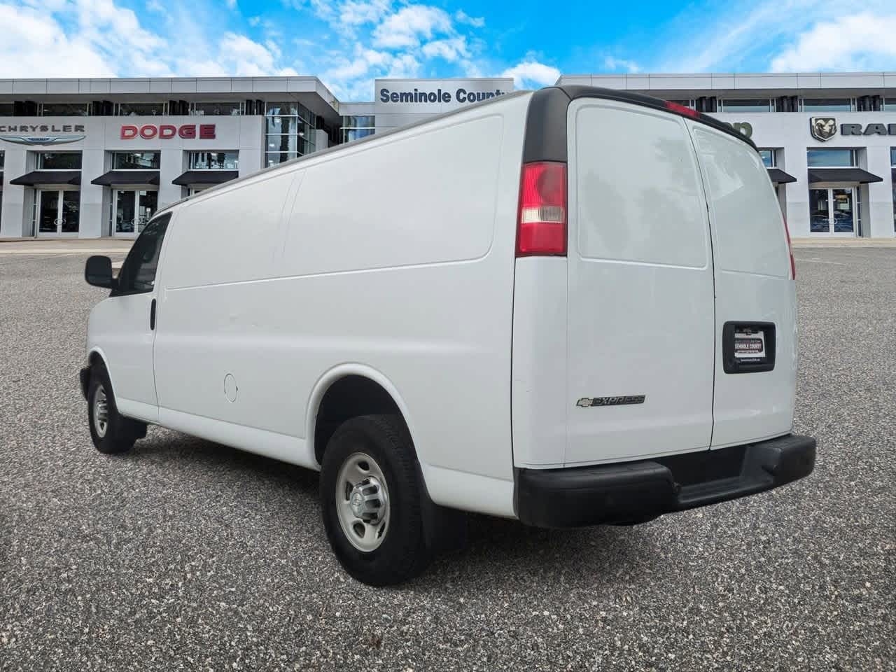 Thumbnail: 2017 Chevrolet Express - 6