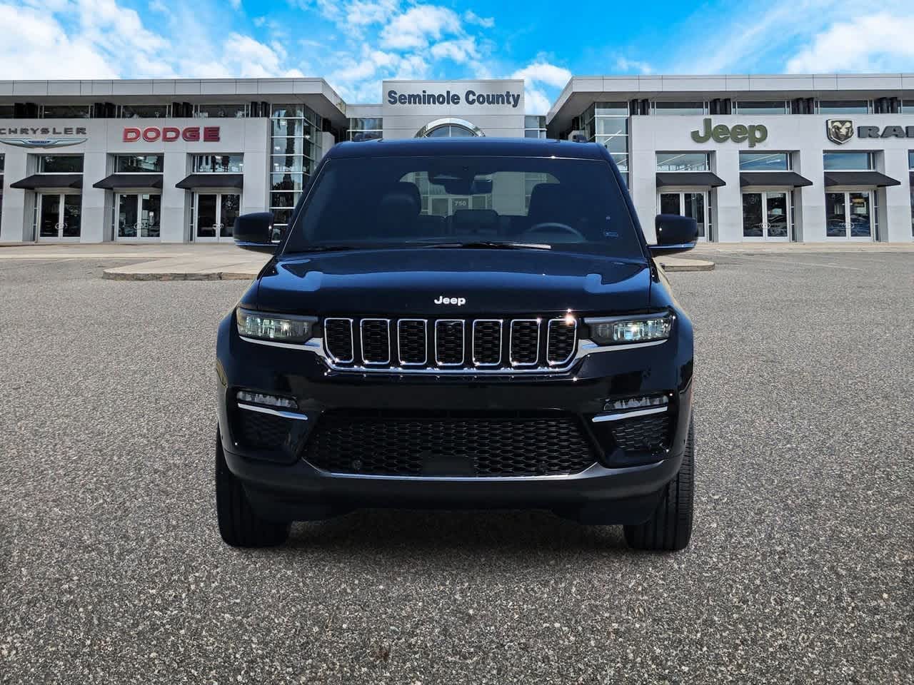 Thumbnail: 2025 Jeep Grand Cherokee - 3