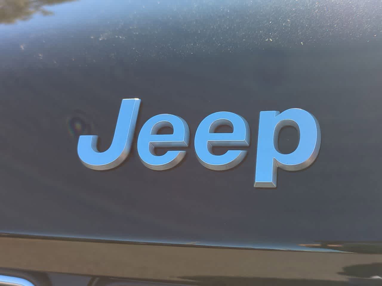 Thumbnail: 2025 Jeep Grand Cherokee - 12