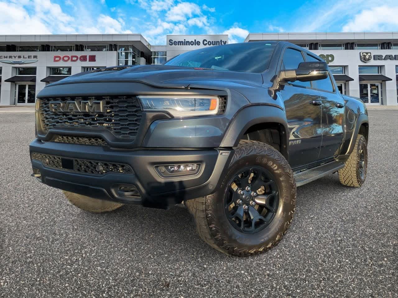 Thumbnail: 2025 RAM 1500 - 1