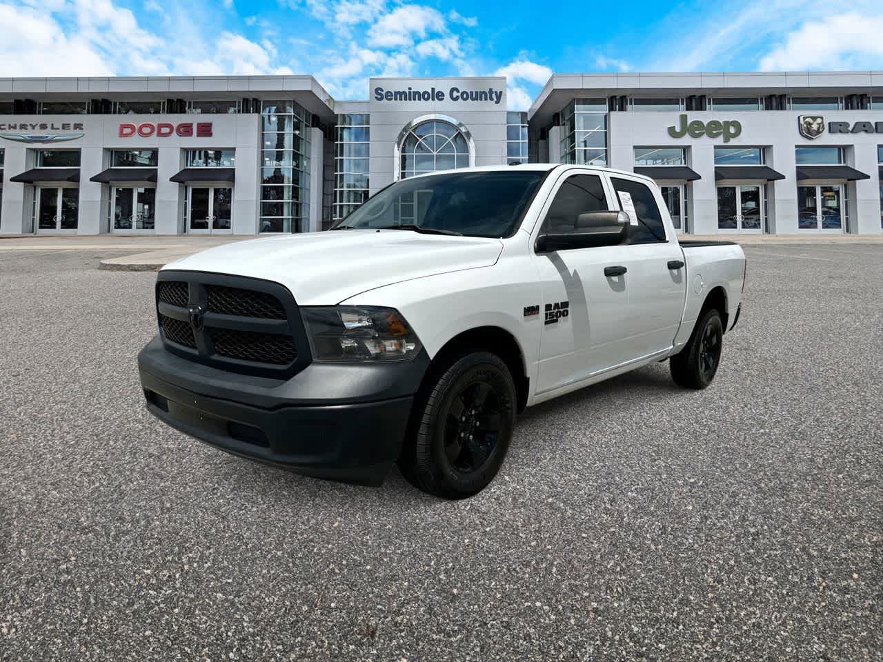 Thumbnail: 2022 RAM 1500 Classic - 1
