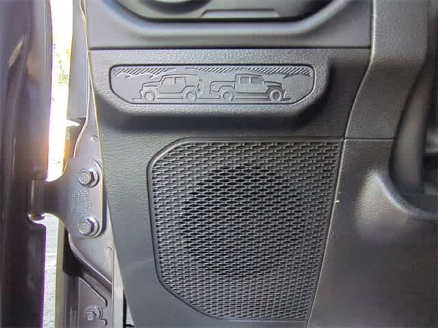 Thumbnail: 2025 Jeep Wrangler - 31