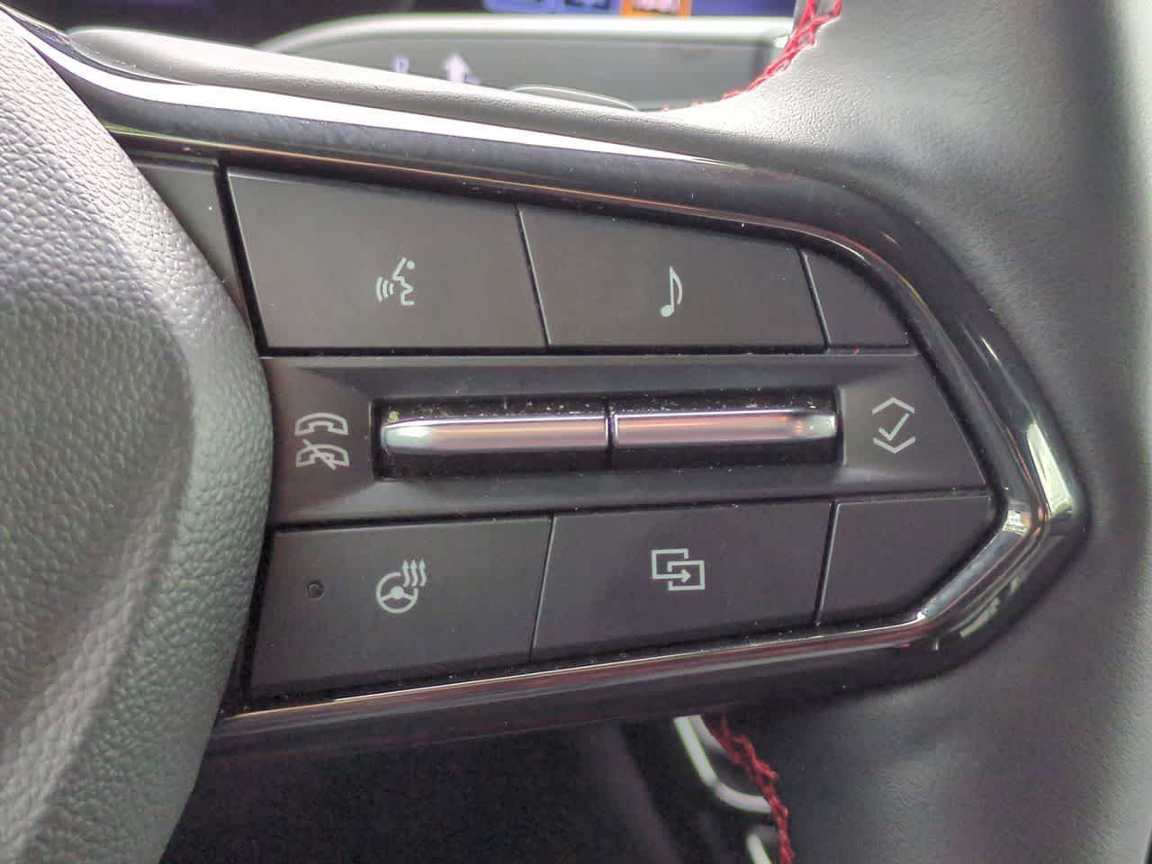 Thumbnail: 2024 Chevrolet Traverse - 25