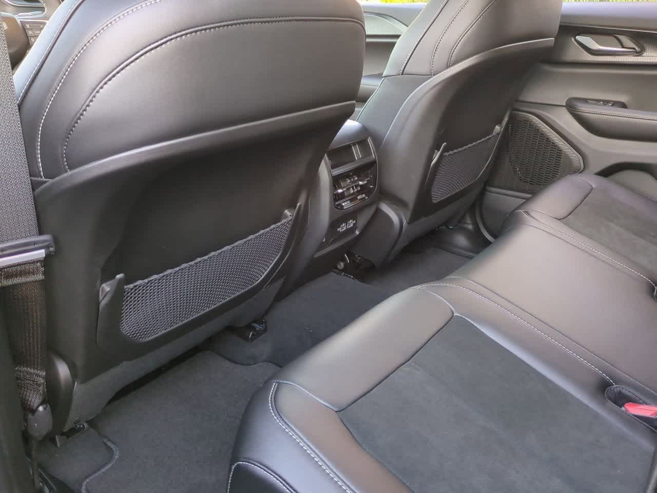 Thumbnail: 2025 Jeep Grand Cherokee - 19