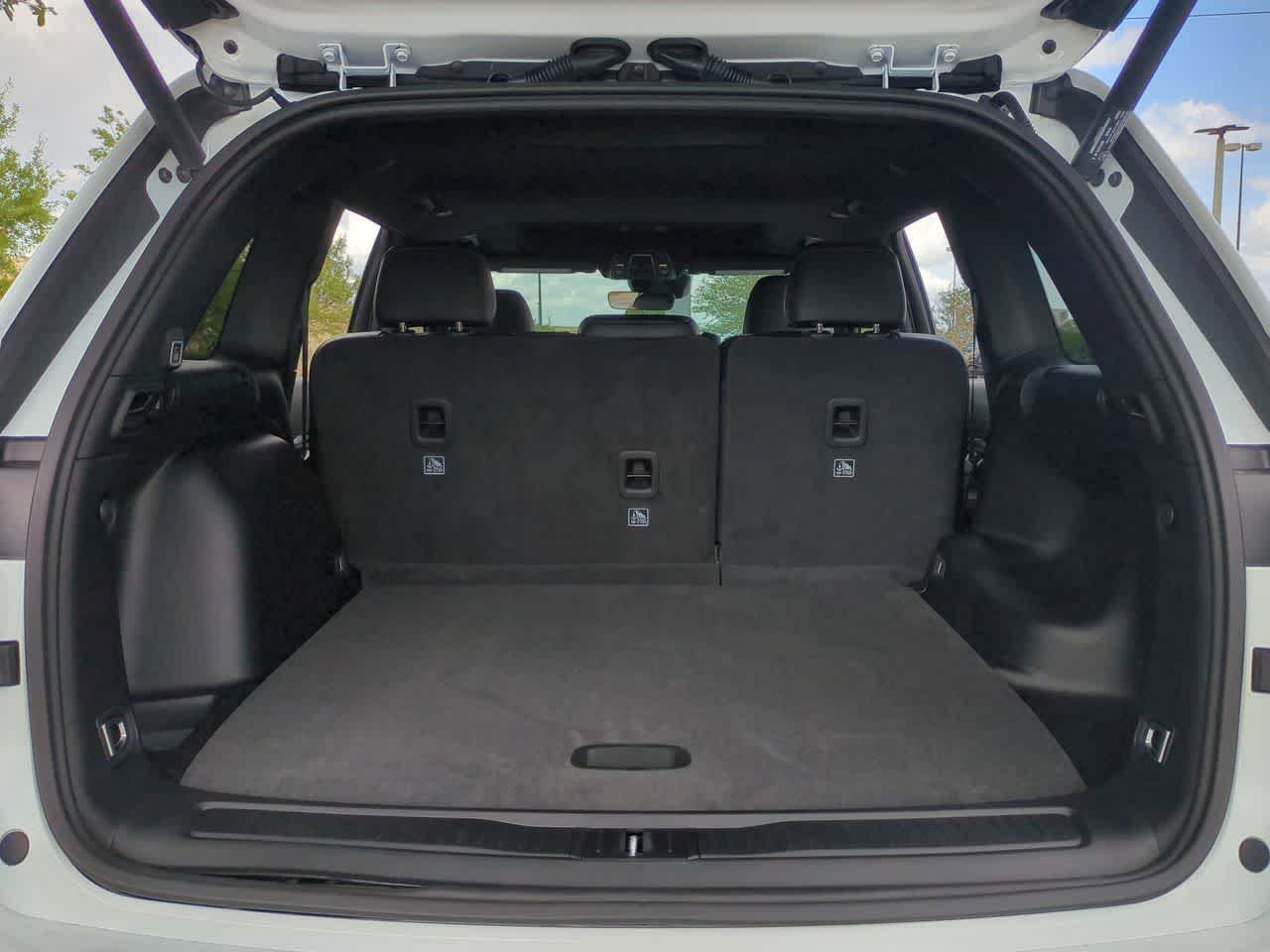 Thumbnail: 2026 Jeep Grand Cherokee - 36