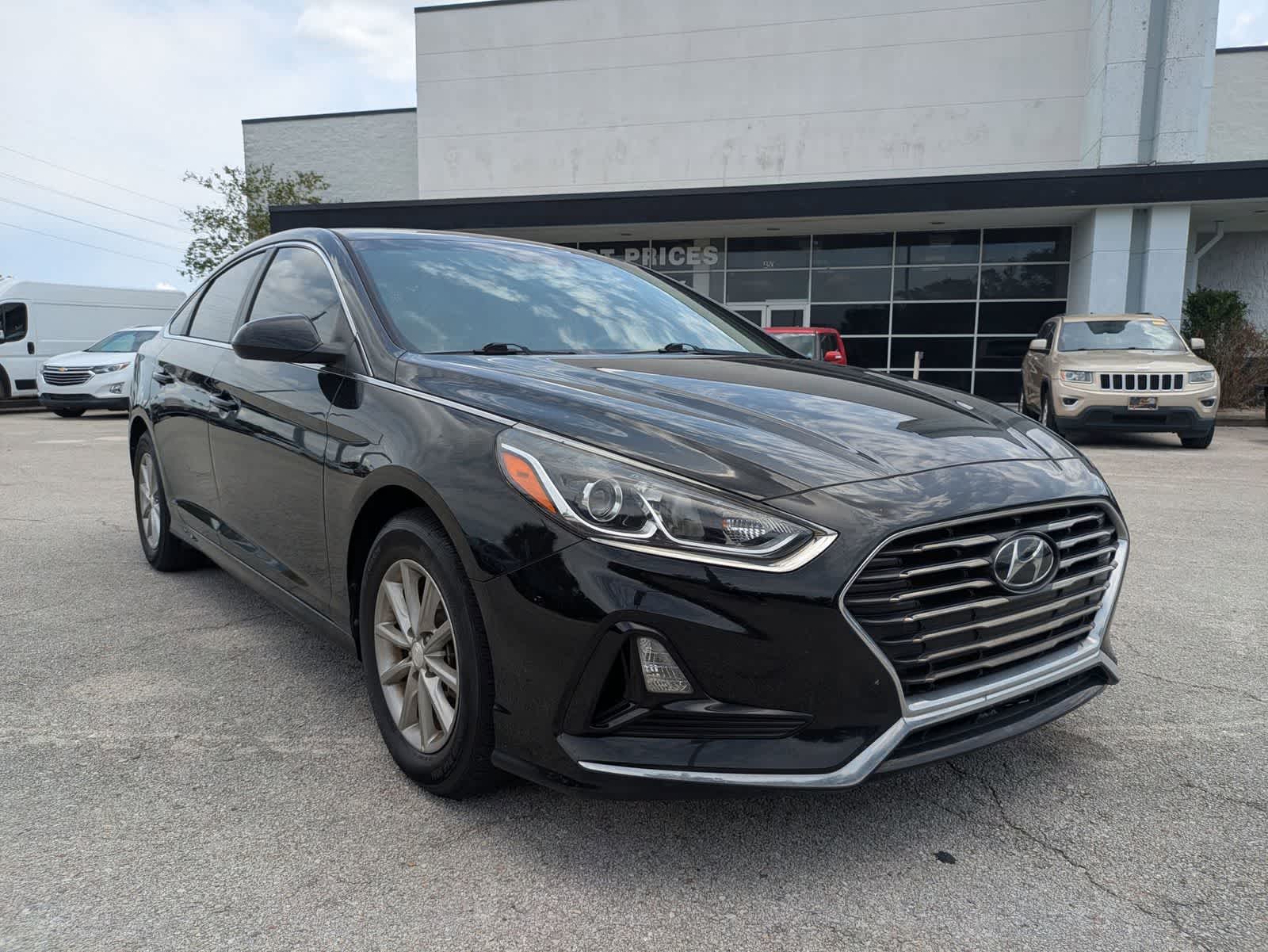 Thumbnail: 2019 Hyundai Sonata - 3