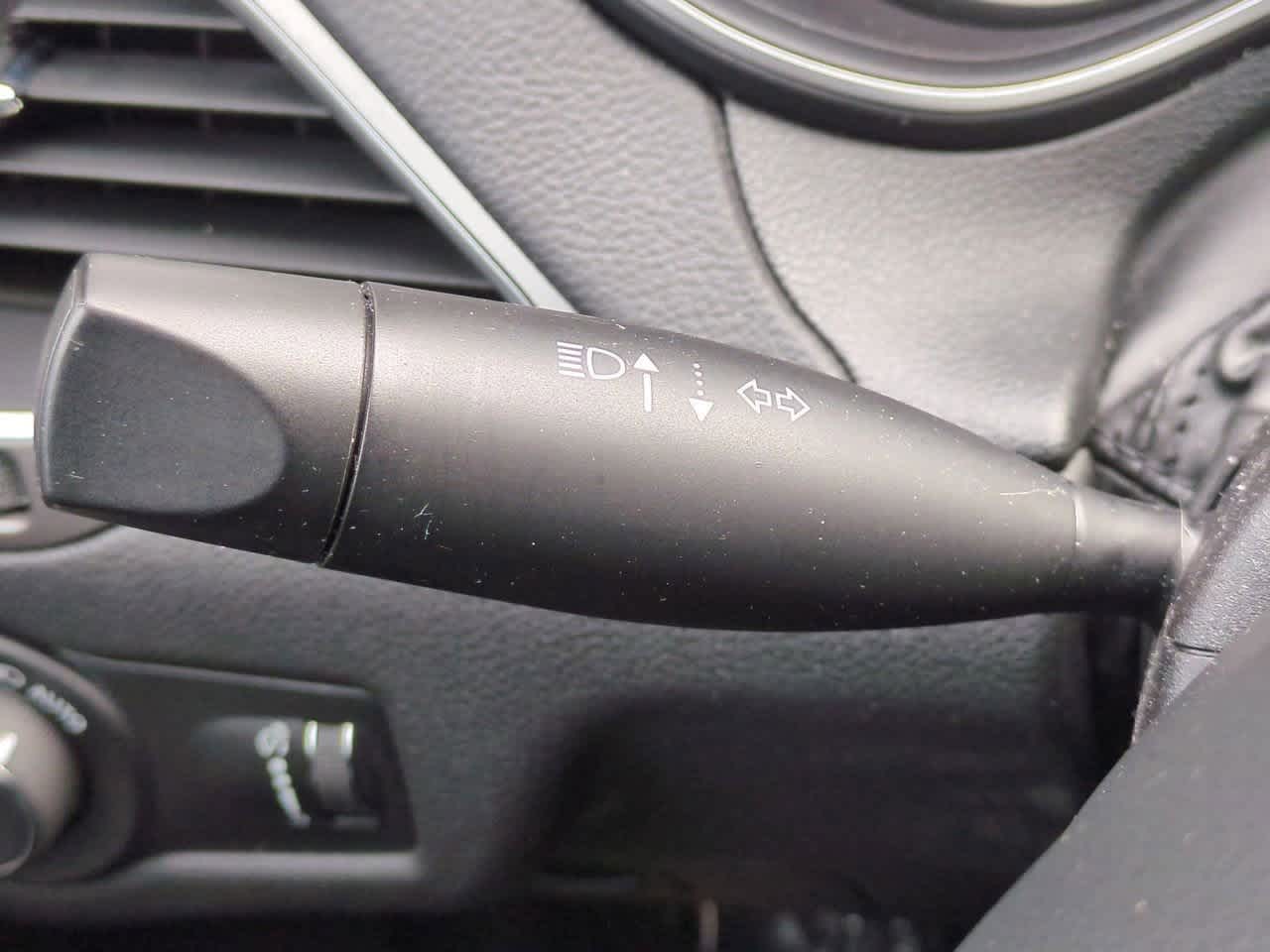 Thumbnail: 2020 Jeep Cherokee - 27