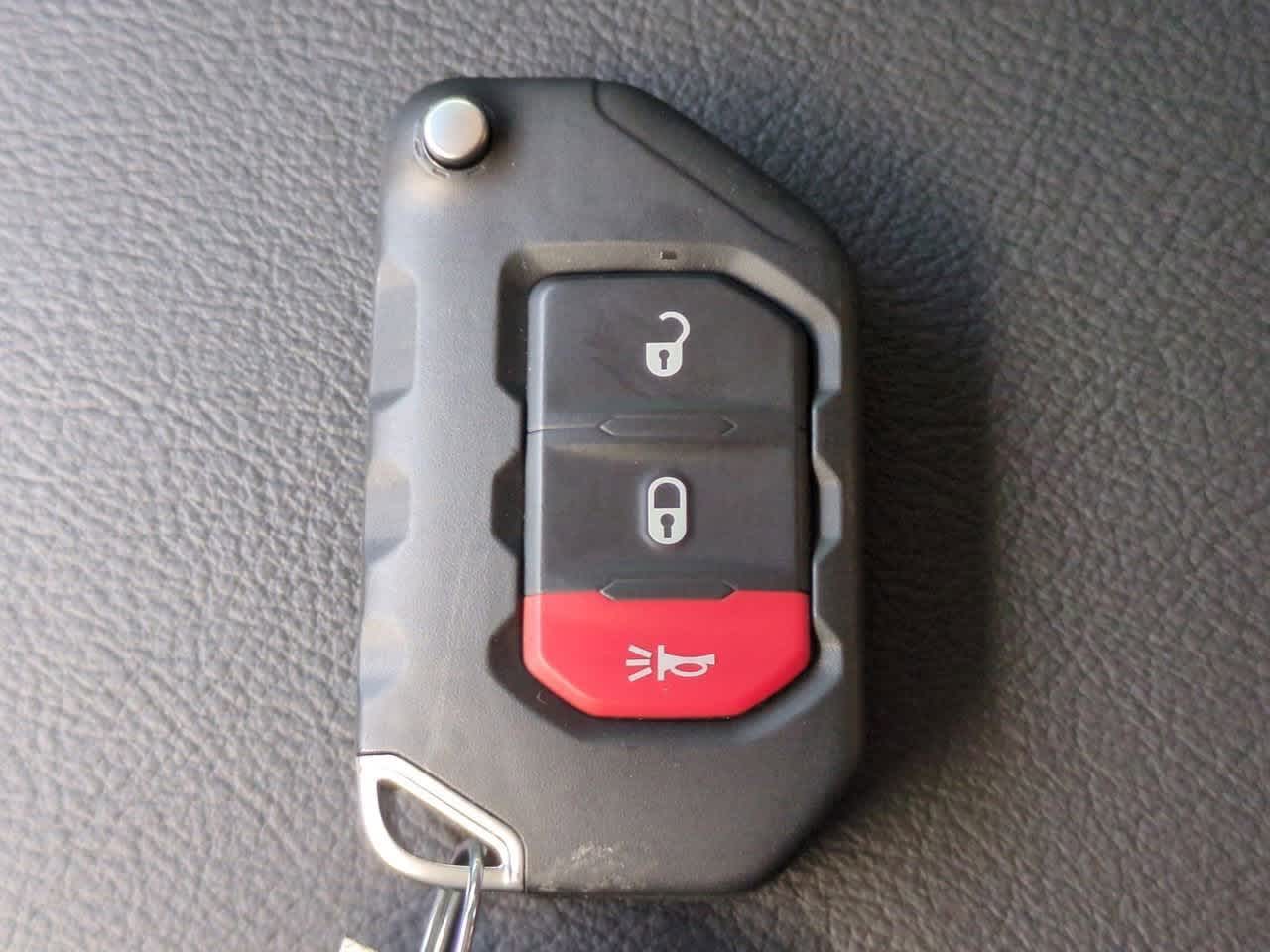 Thumbnail: 2025 Jeep Wrangler - 37