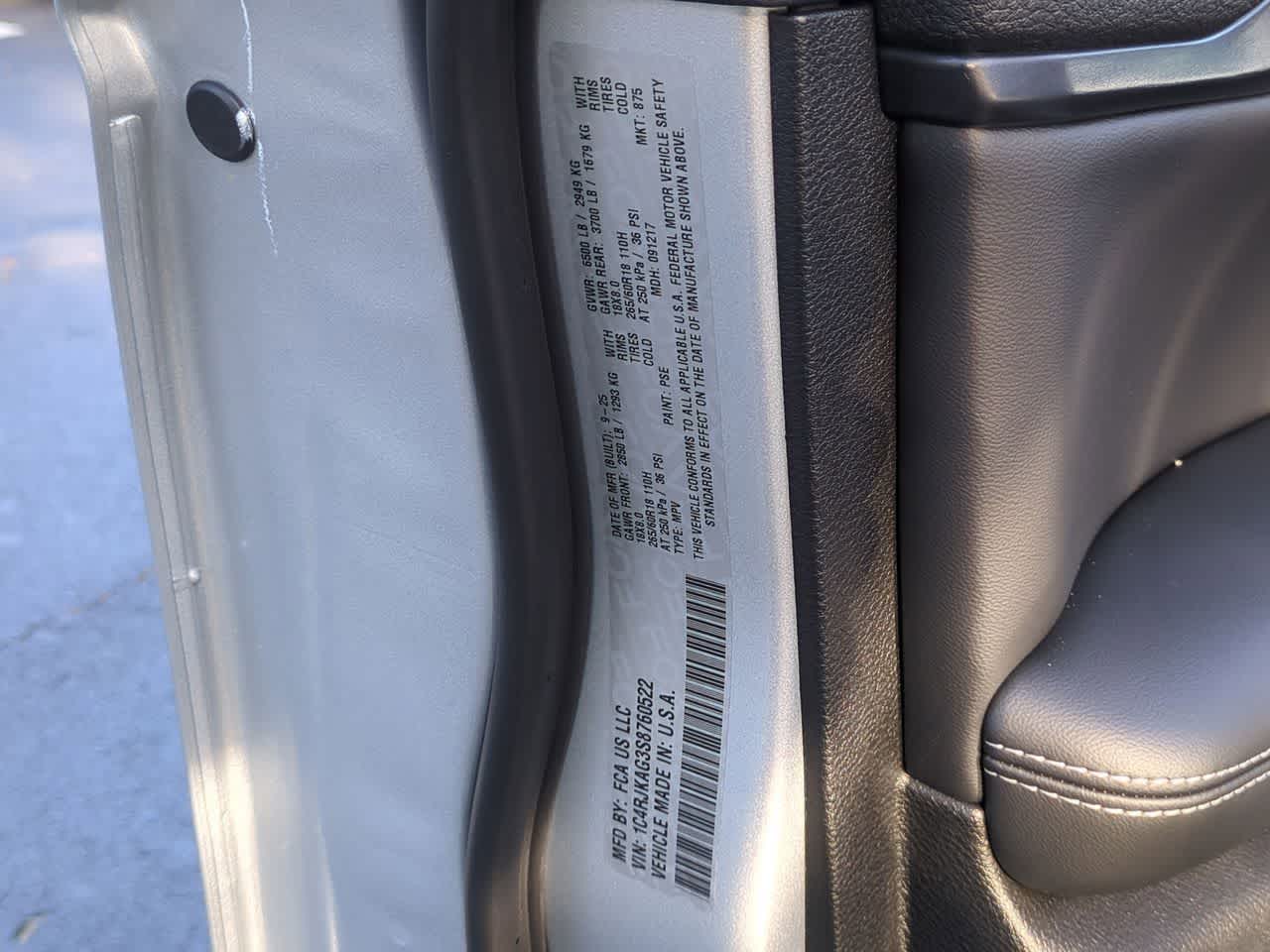 Thumbnail: 2025 Jeep Grand Cherokee L - 37