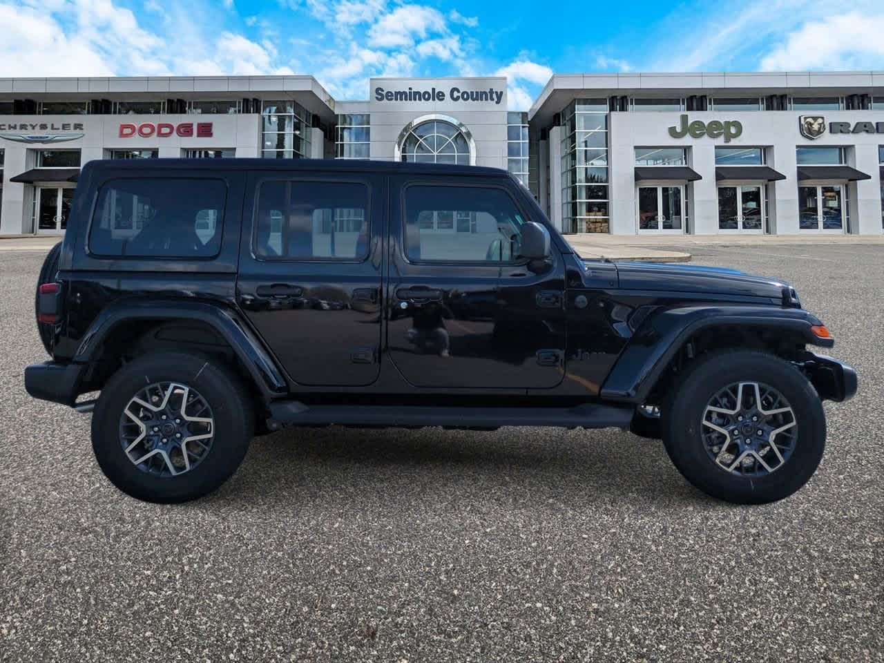 Thumbnail: 2025 Jeep Wrangler - 9