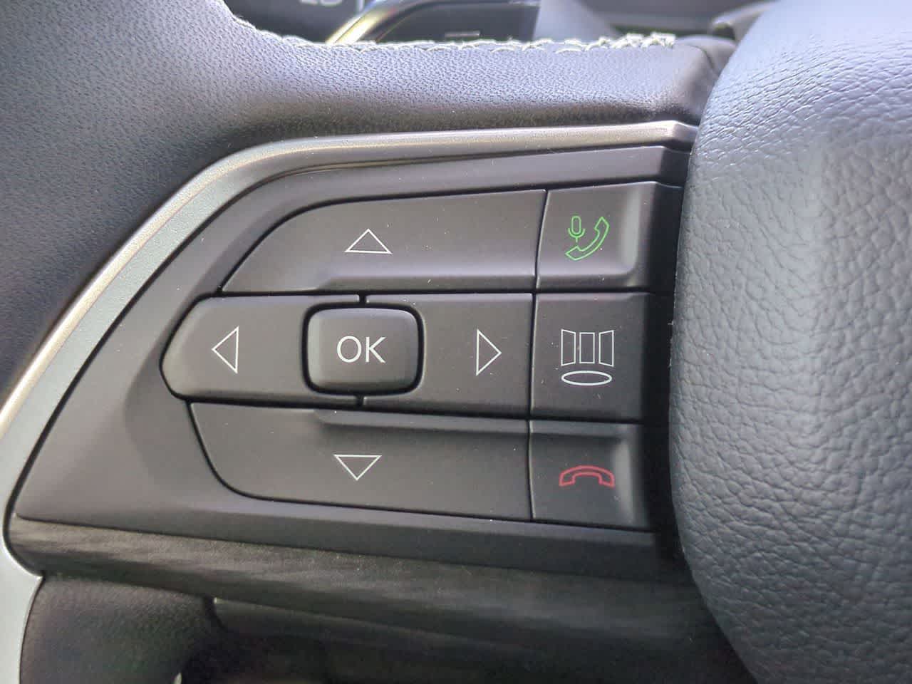 Thumbnail: 2025 Jeep Grand Cherokee - 25