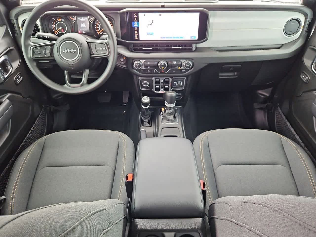 Thumbnail: 2025 Jeep Gladiator - 16