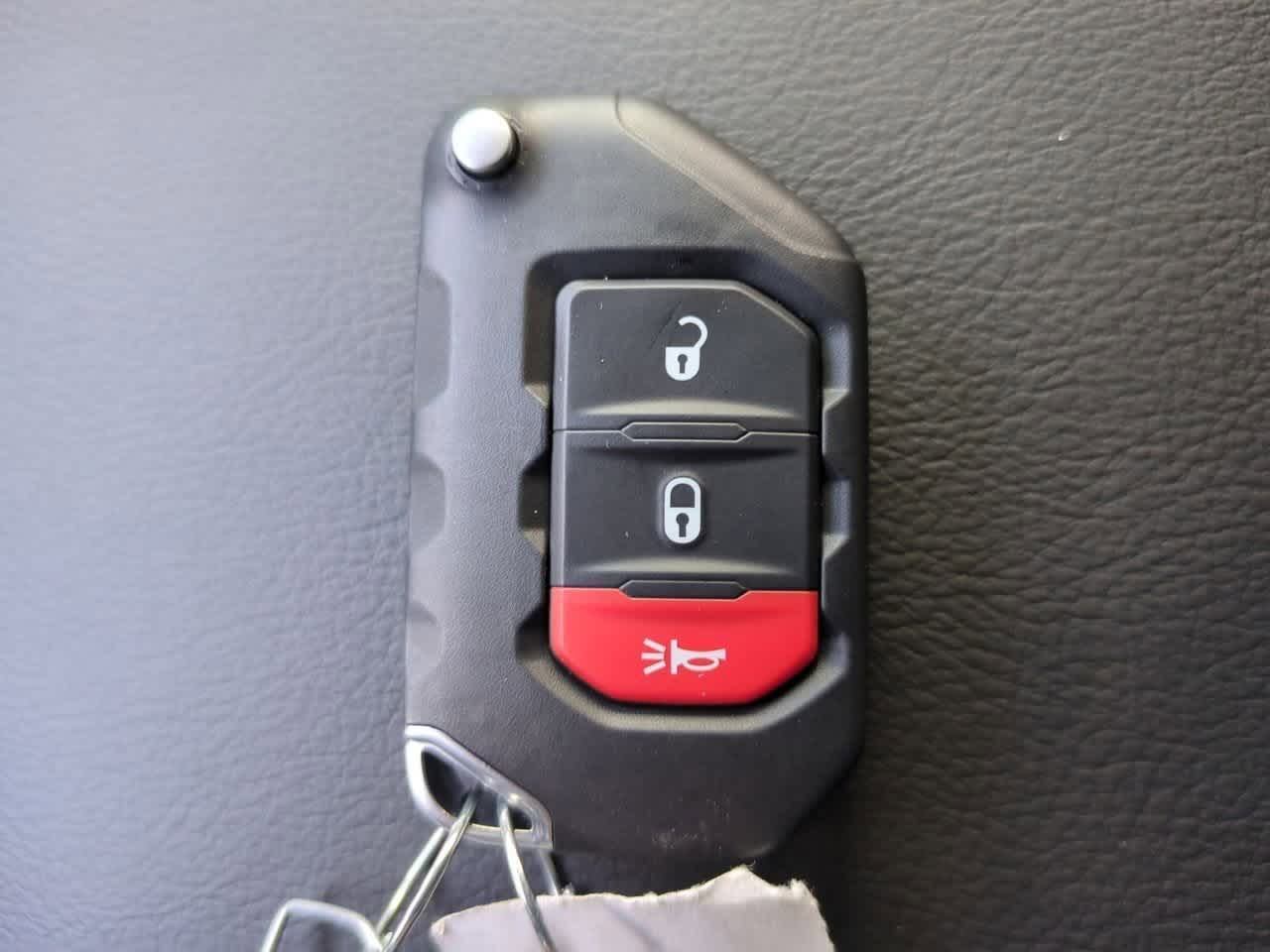 Thumbnail: 2025 Jeep Wrangler - 36