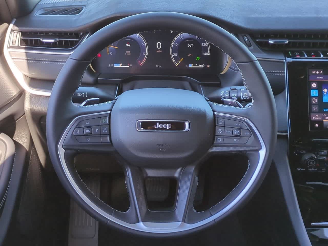 Thumbnail: 2025 Jeep Grand Cherokee L - 24