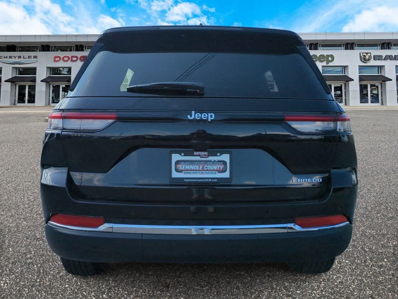 Thumbnail: 2025 Jeep Grand Cherokee - 7