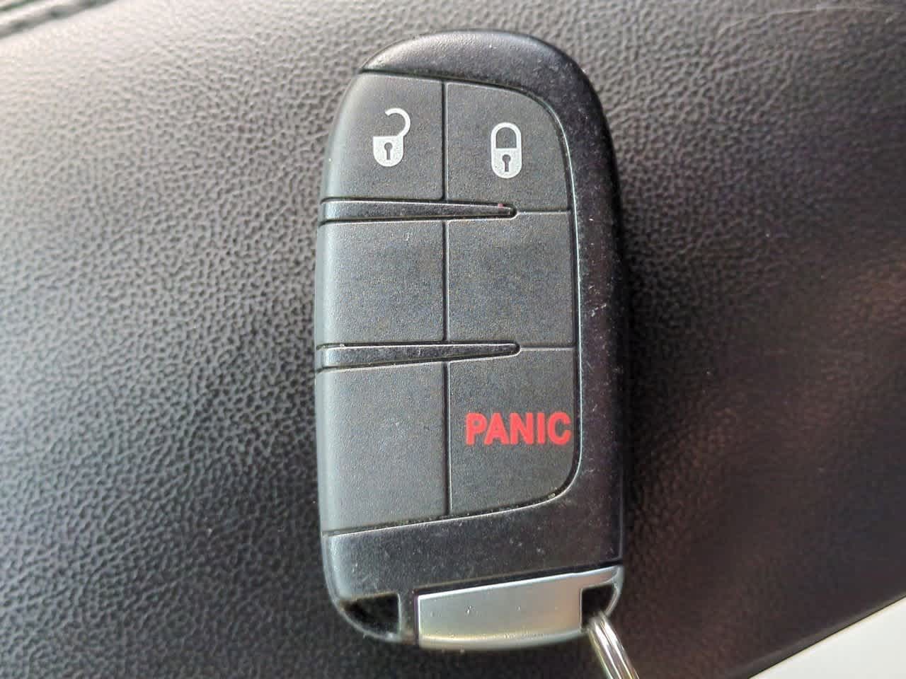 Thumbnail: 2015 Jeep Grand Cherokee - 37