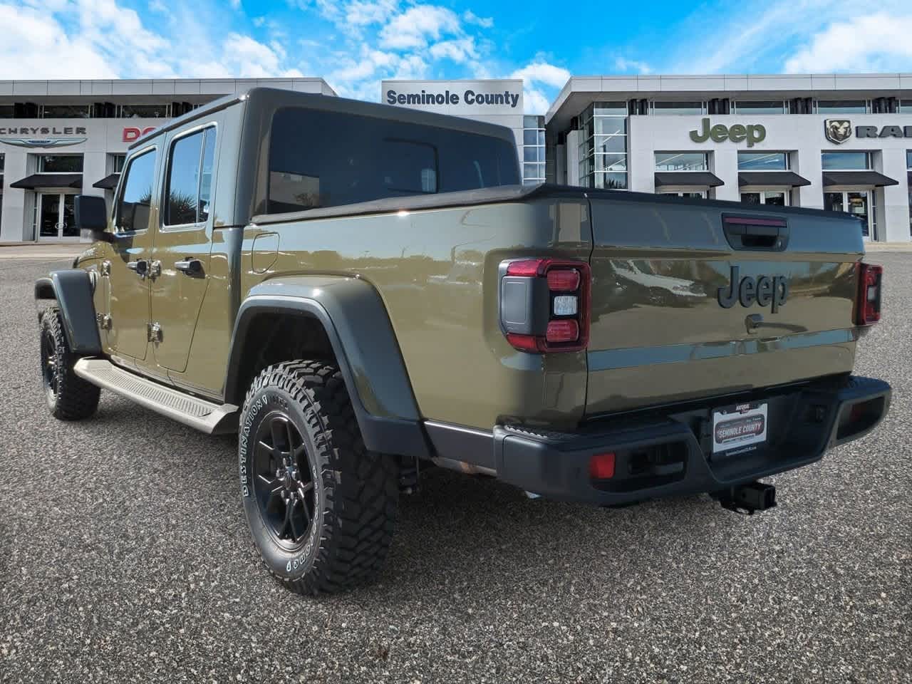 Thumbnail: 2025 Jeep Gladiator - 6