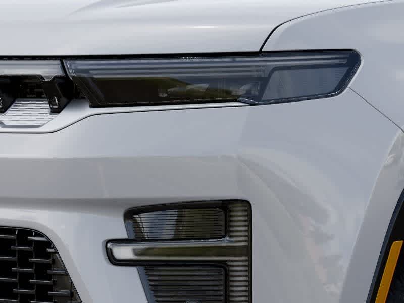 Thumbnail: 2026 Jeep Grand Wagoneer - 10