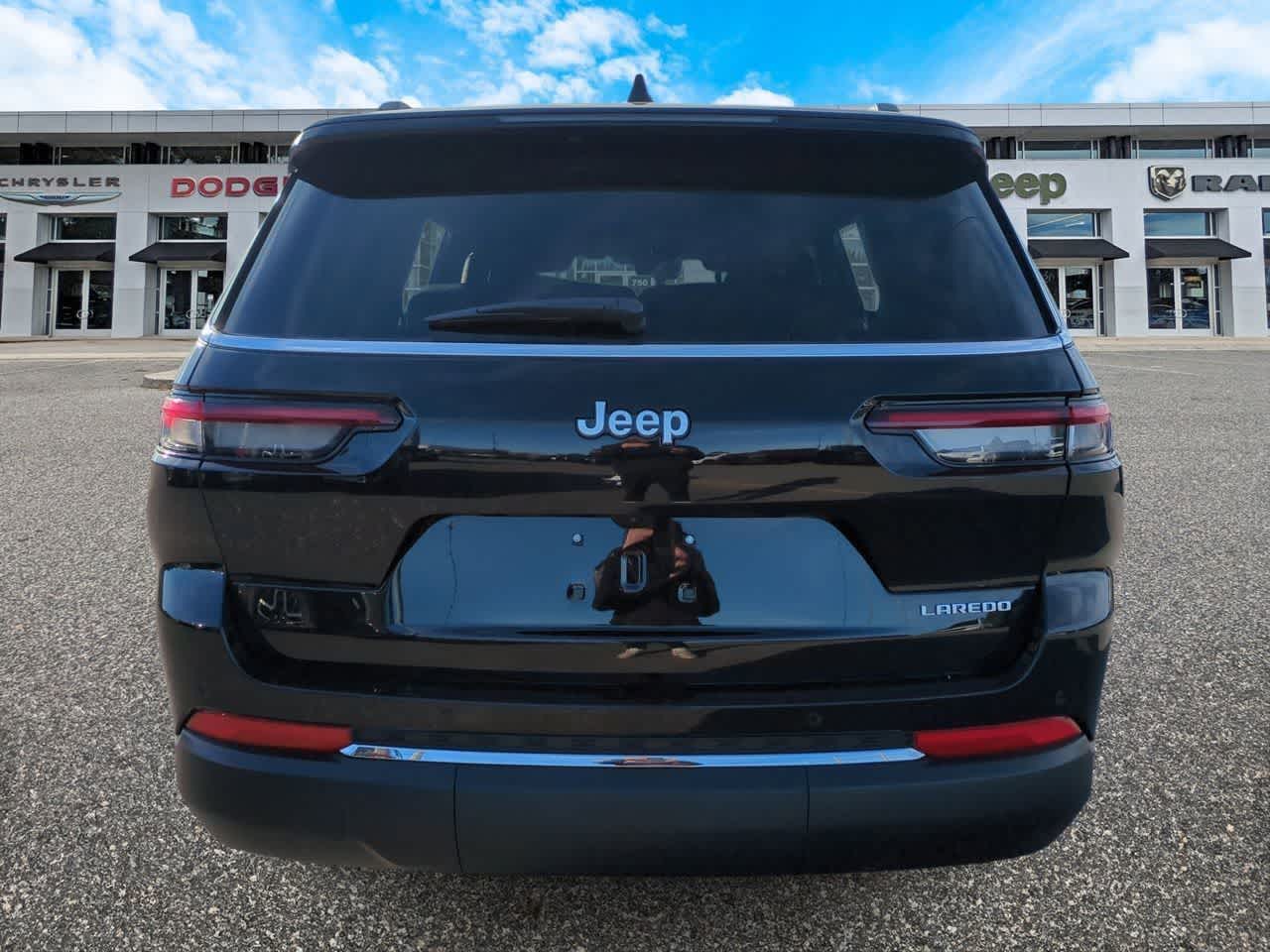 Thumbnail: 2025 Jeep Grand Cherokee L - 7