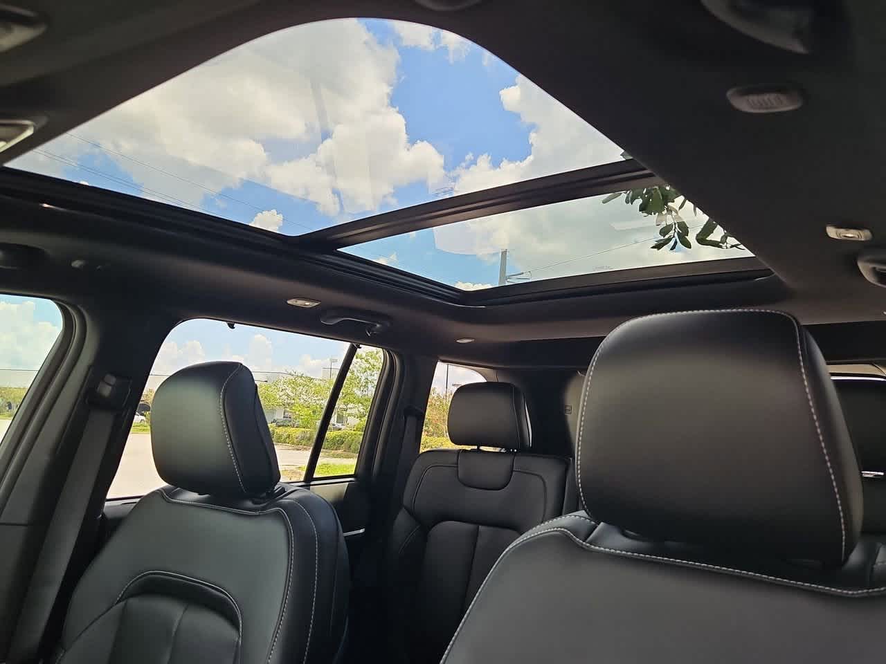 Thumbnail: 2025 Jeep Grand Cherokee - 19