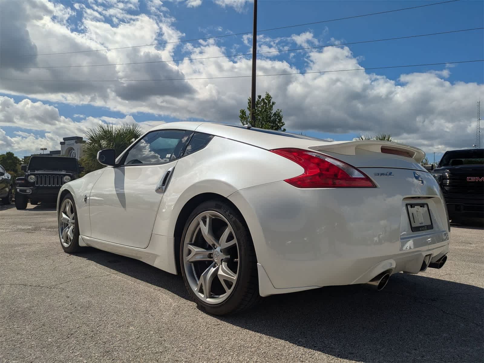 Thumbnail: 2009 Nissan Z - 6