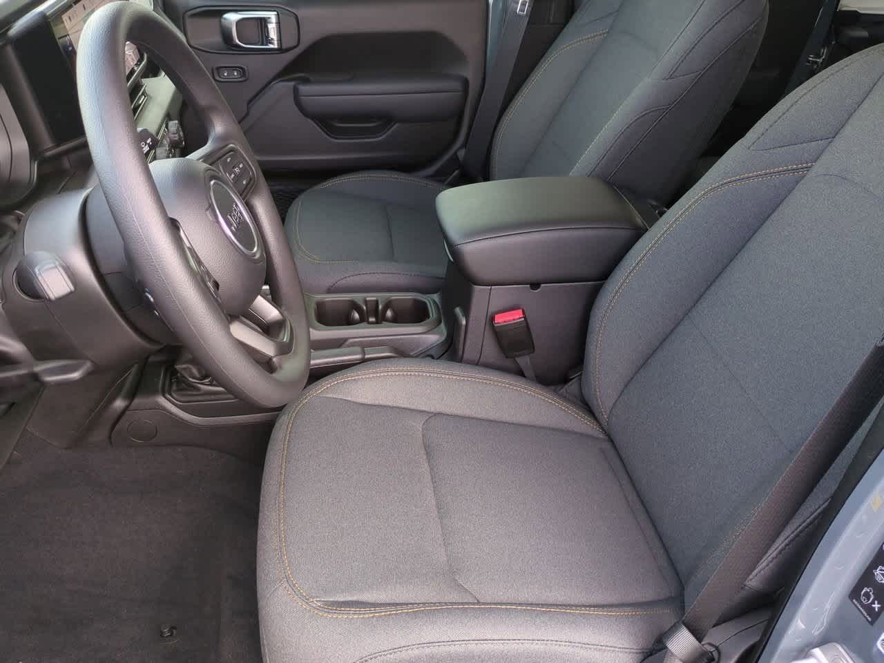 Thumbnail: 2025 Jeep Wrangler - 17