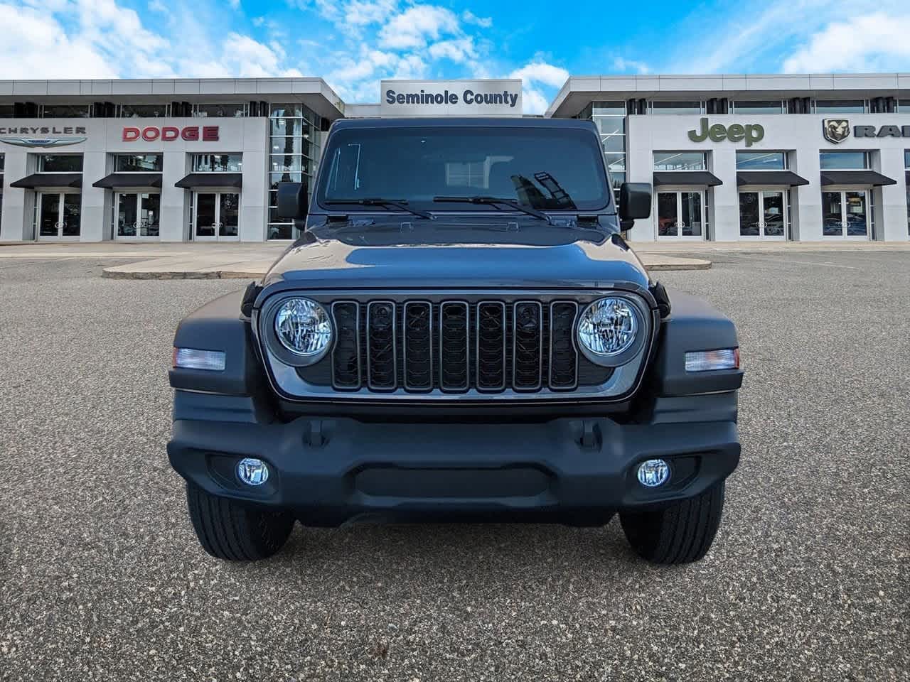 2025 Jeep Wrangler Sport 3