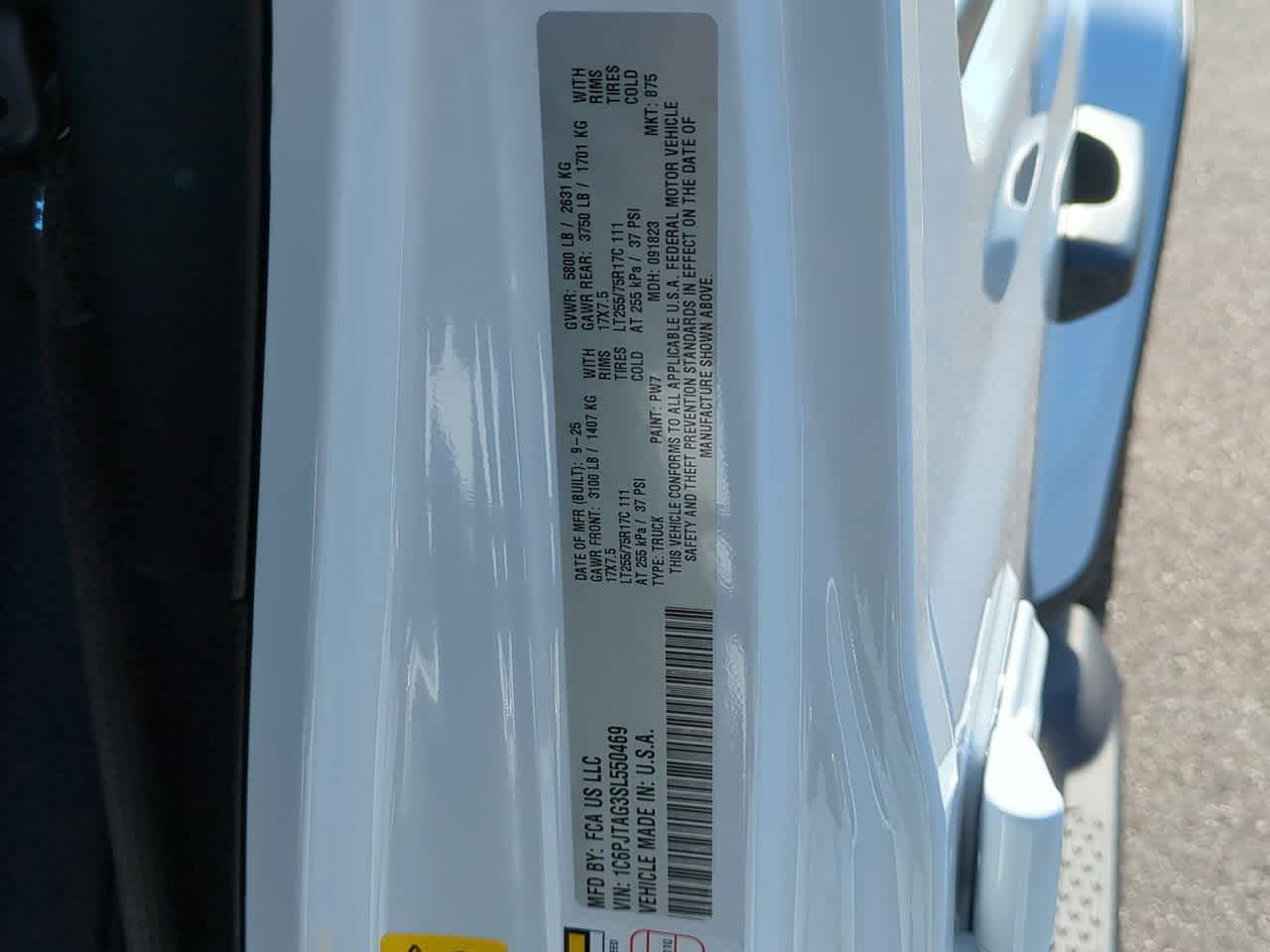 Thumbnail: 2025 Jeep Gladiator - 37