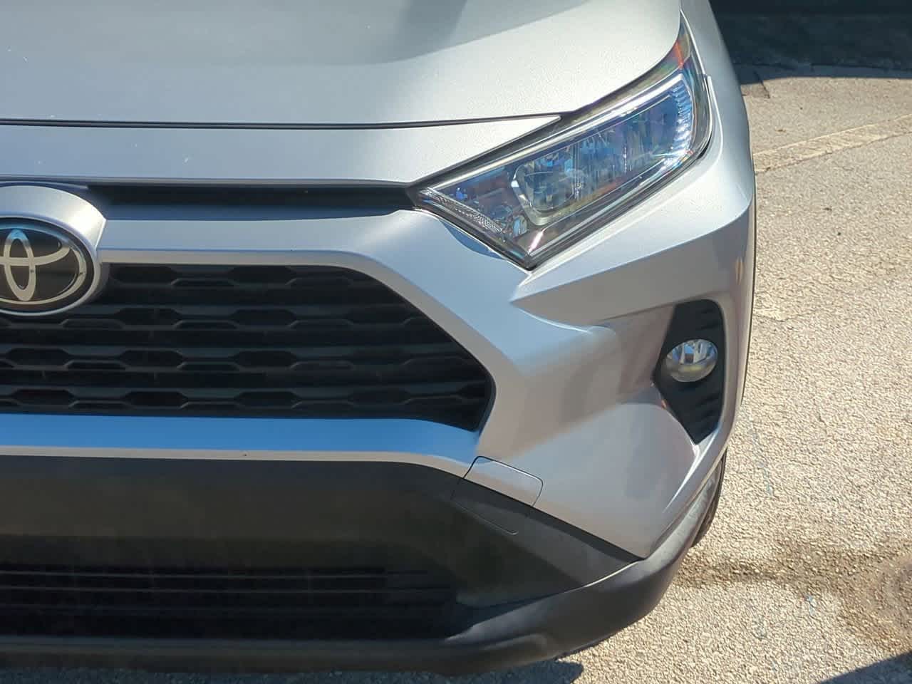 Thumbnail: 2019 Toyota RAV4 - 11