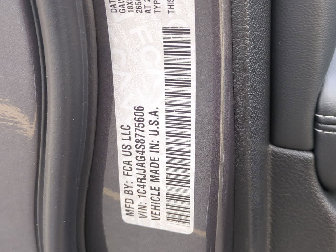 Thumbnail: 2025 Jeep Grand Cherokee L - 36