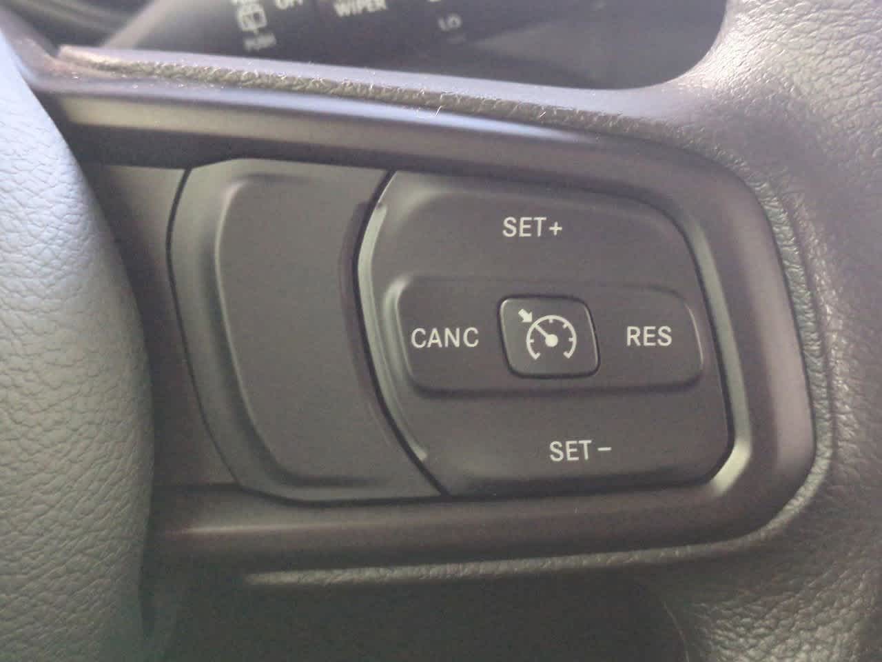 Thumbnail: 2025 Jeep Wrangler - 25