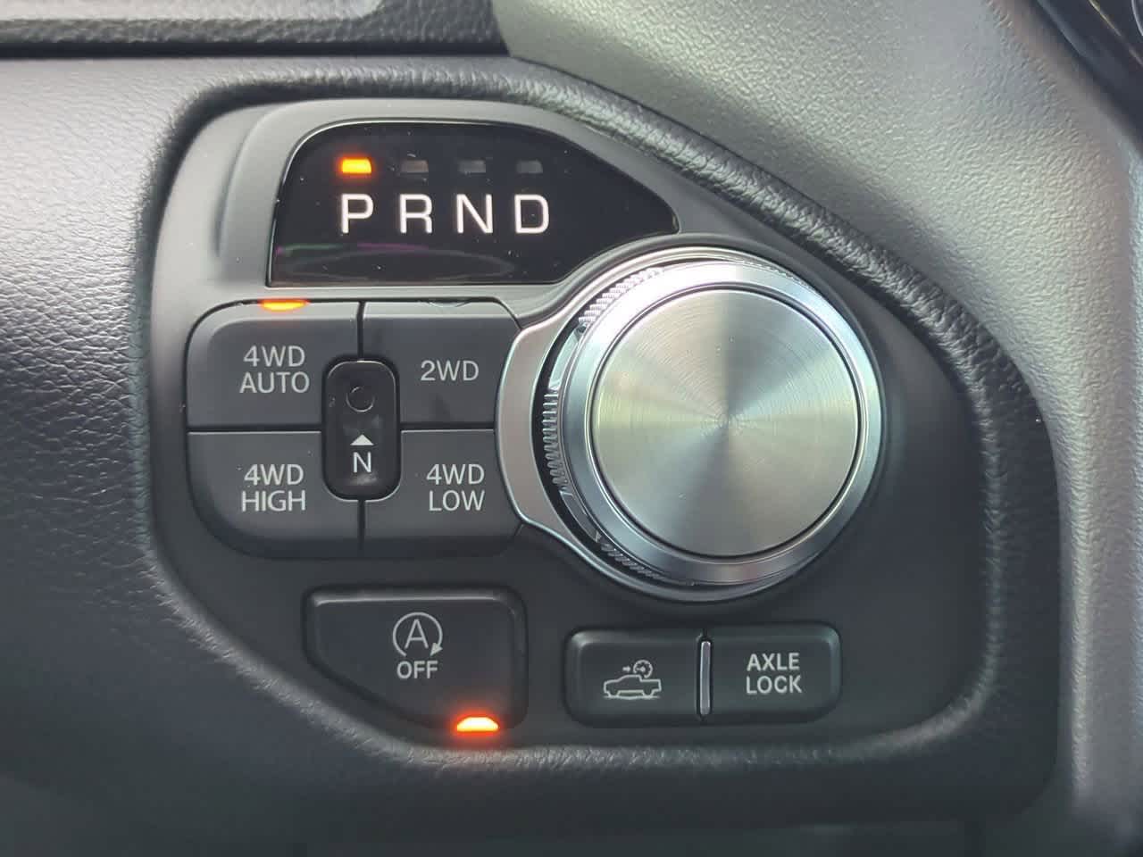 Thumbnail: 2026 RAM 1500 - 32