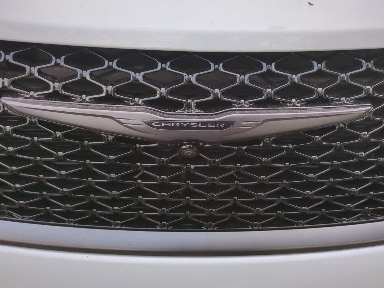 Thumbnail: 2026 Chrysler Pacifica - 12