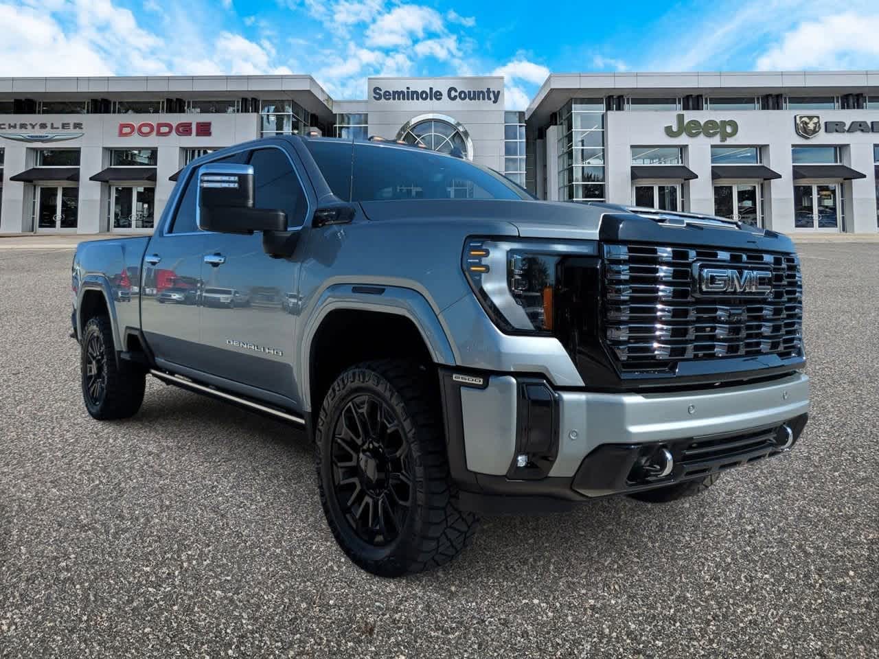 Thumbnail: 2025 GMC Sierra 2500 - 2