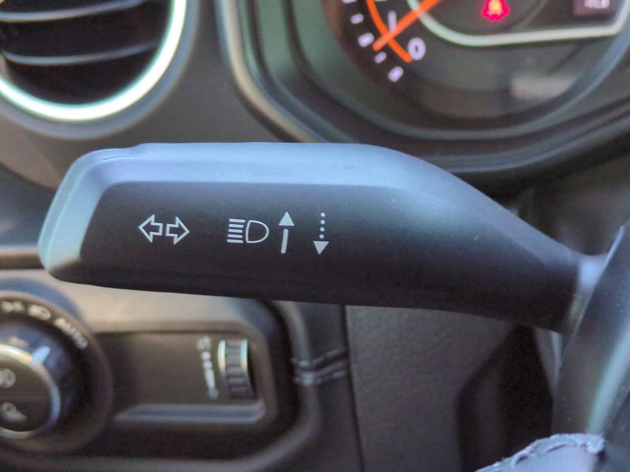 Thumbnail: 2025 Jeep Gladiator - 27