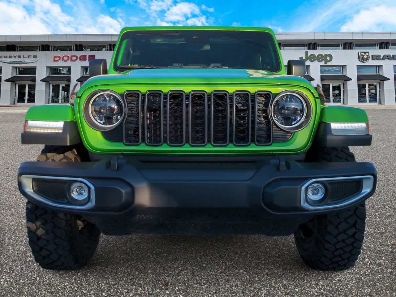 Thumbnail: 2025 Jeep Gladiator - 3