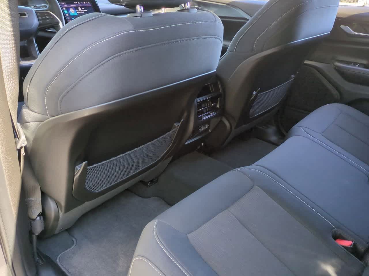 Thumbnail: 2024 Jeep Grand Cherokee - 19