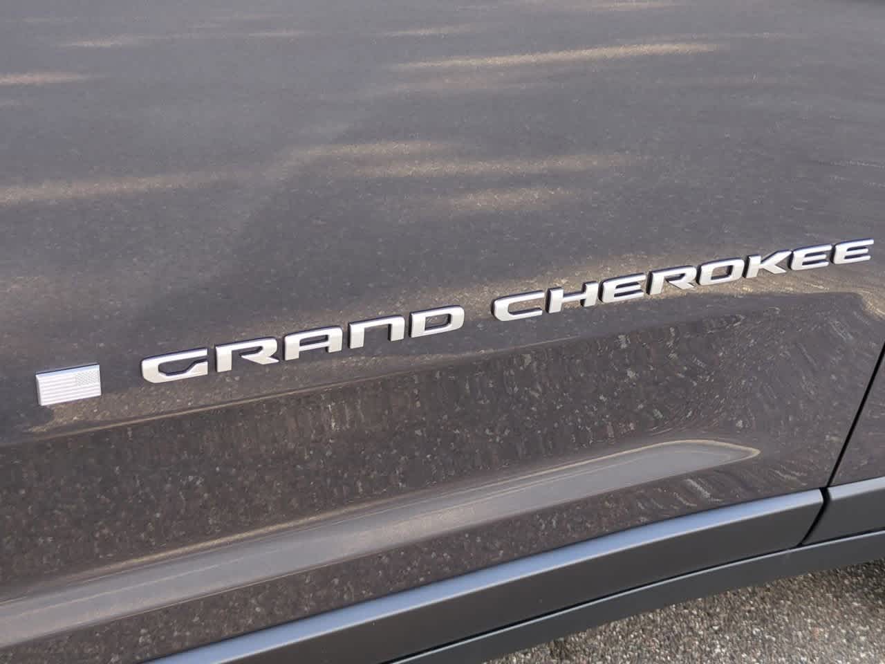 Thumbnail: 2025 Jeep Grand Cherokee - 13