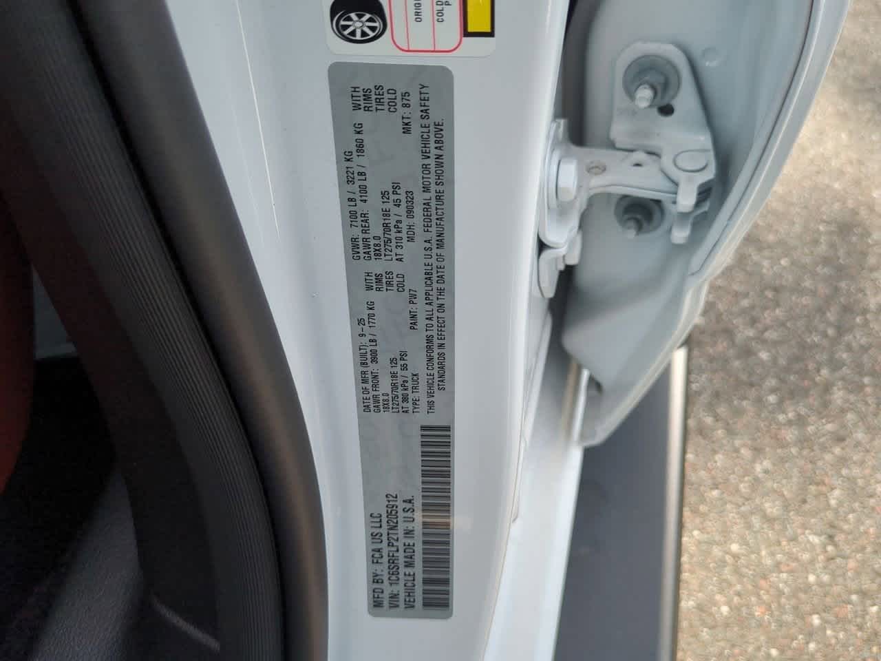 Thumbnail: 2026 RAM 1500 - 38