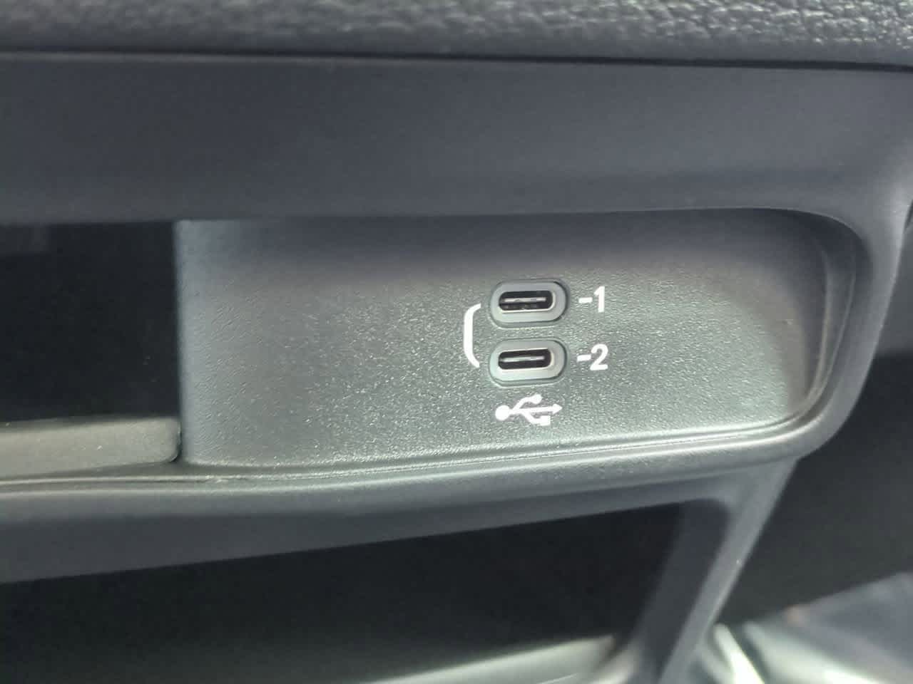 Thumbnail: 2026 Chrysler Pacifica - 31