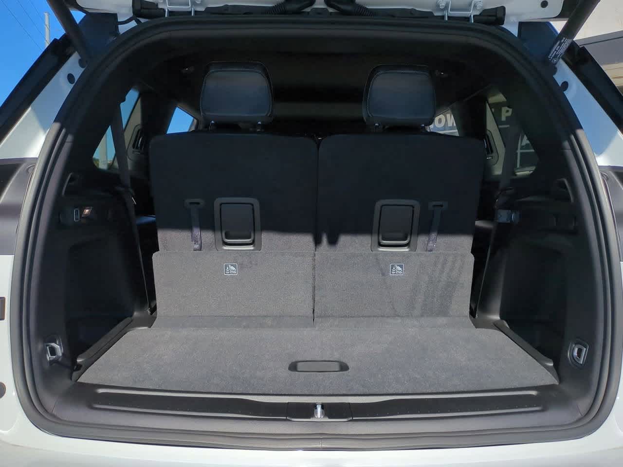 Thumbnail: 2025 Jeep Grand Cherokee L - 35