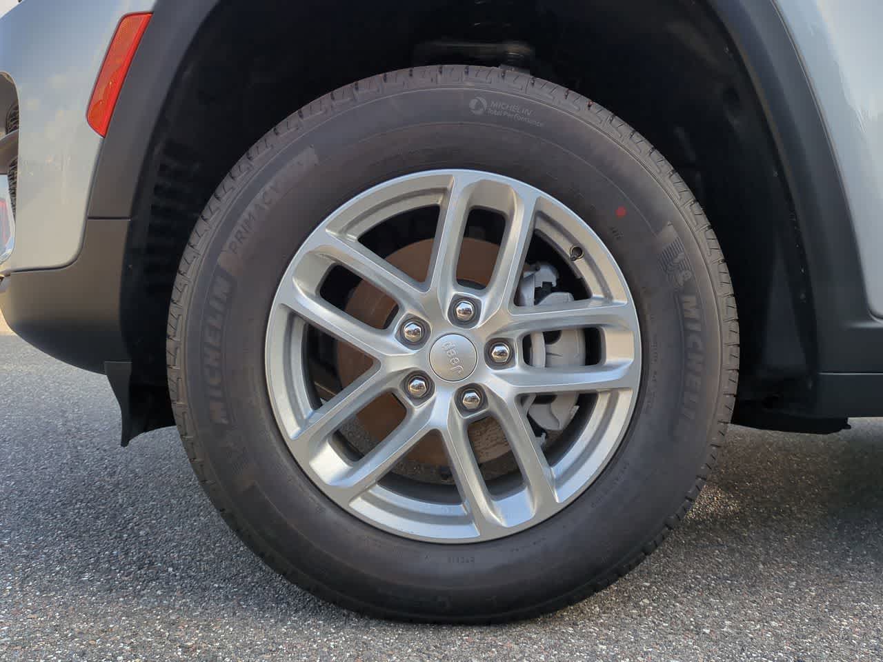 Thumbnail: 2025 Jeep Grand Cherokee - 14